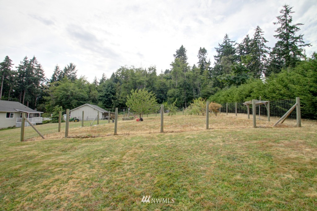 2363 Strawberry Point Road Oak Harbor, WA 98277 - Photo 19 of 24 Gallery Image 19