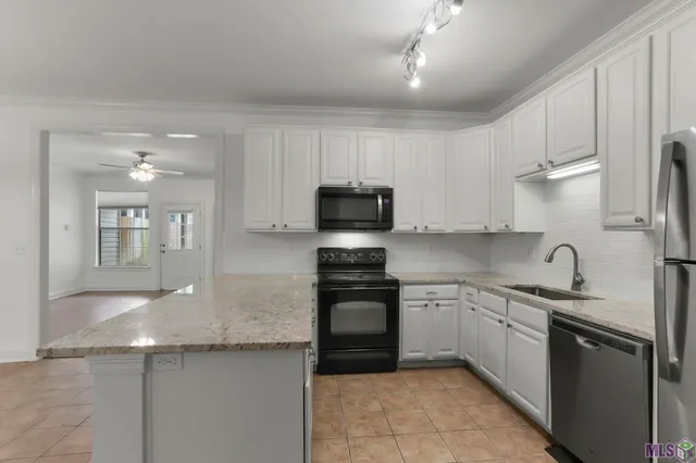 $1,600 | 809 Summer Breeze Drive, Unit 1202, Baton Rouge, LA 70810