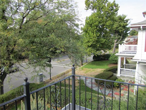 214 Brook Road Milton, MA 02186 - Photo 11 of 15