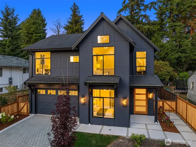 $2,795,000 | 3832 32nd Avenue West, Seattle, WA 98199