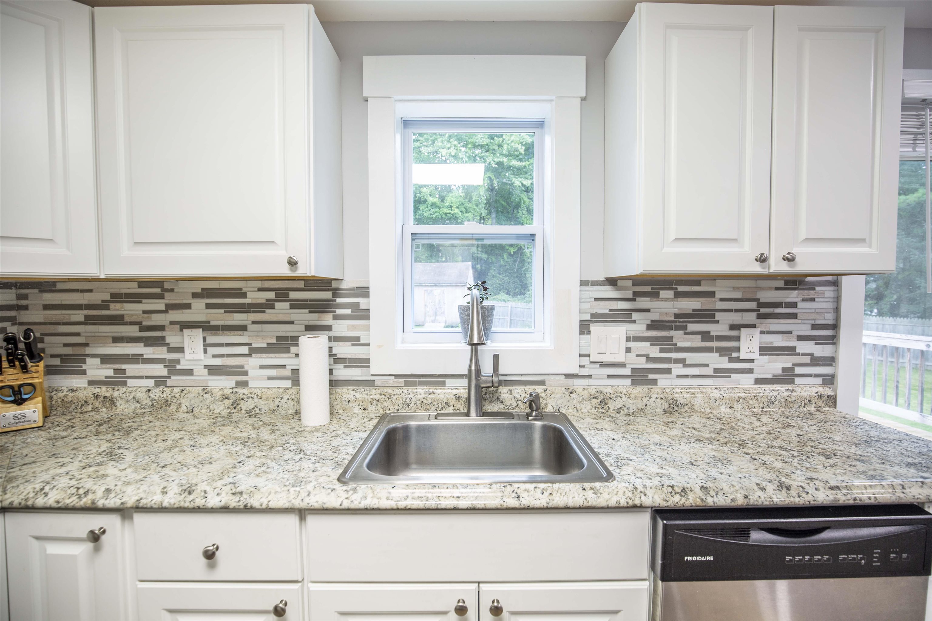 63 Dale Road, Unit B Hooksett, NH 03106 - Photo 13 of 23