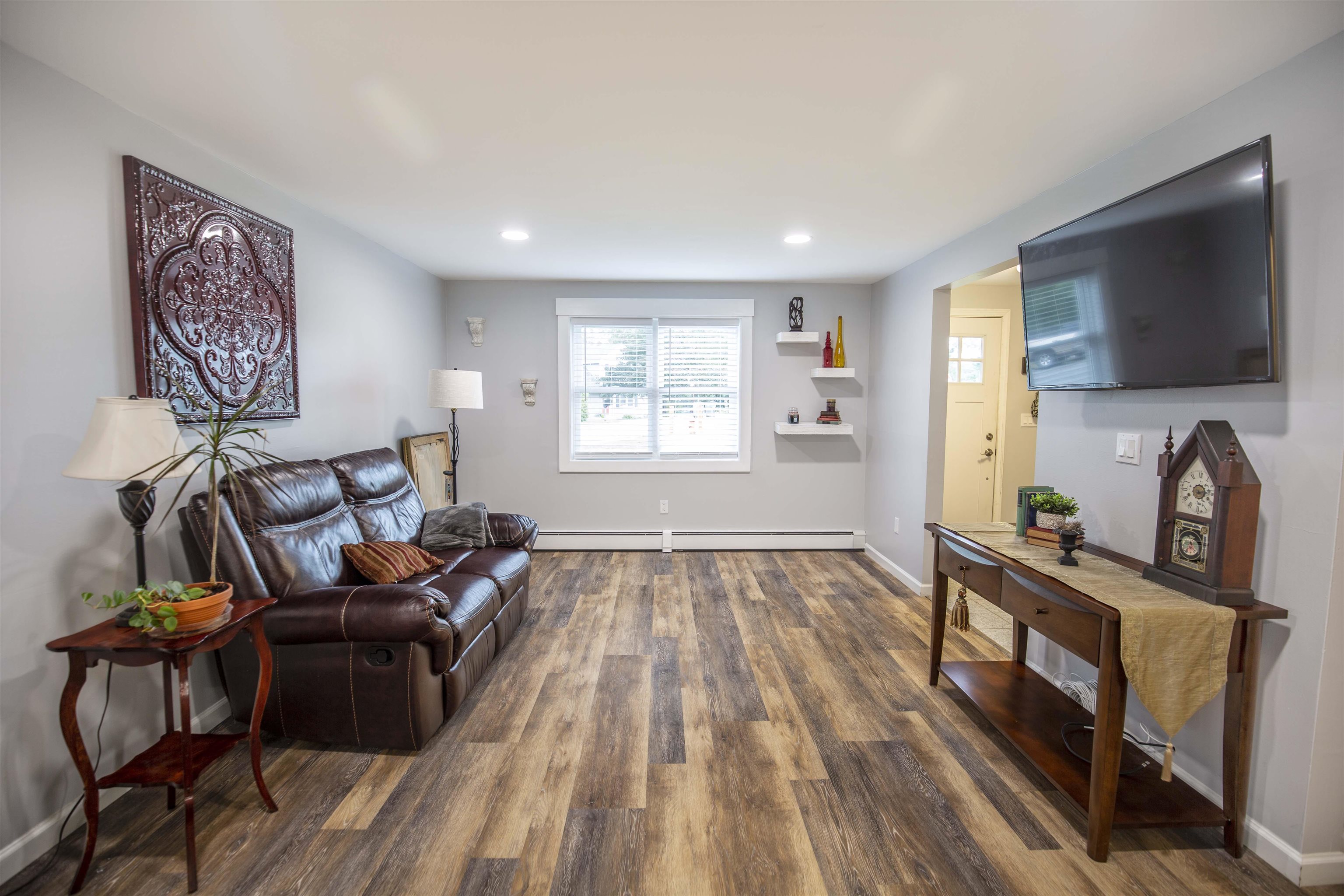 63 Dale Road, Unit B Hooksett, NH 03106 - Photo 8 of 23