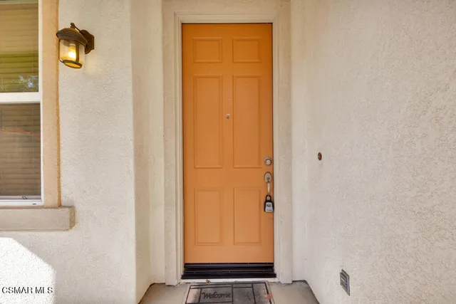 a view of front door with a door