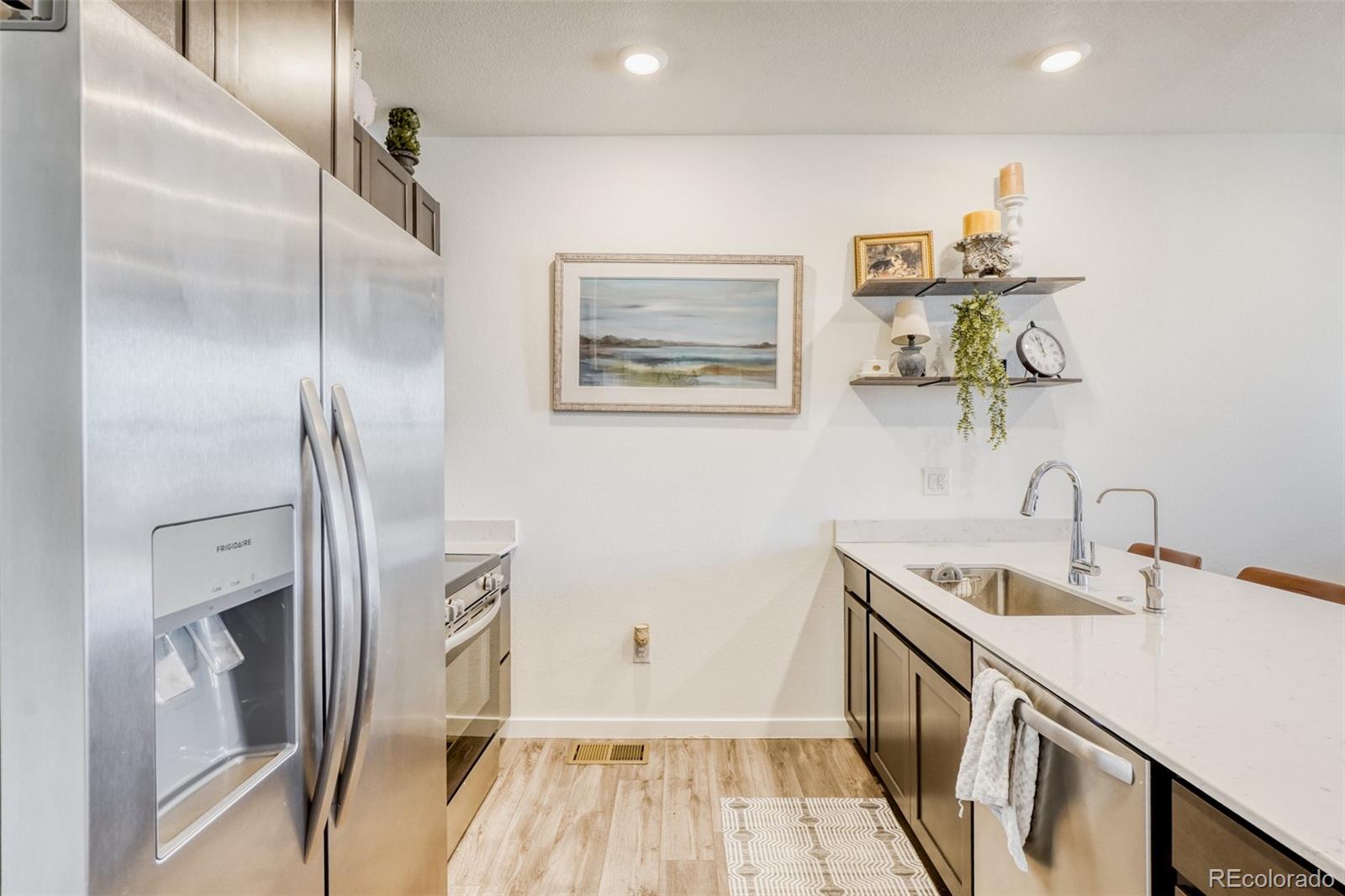 2003 South Gold Bug Way Aurora, CO 80018 - Photo 11 of 26