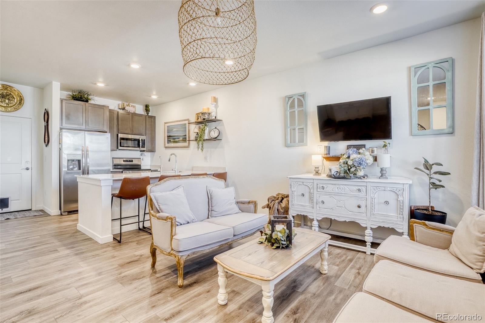 2003 South Gold Bug Way Aurora, CO 80018 - Photo 5 of 26