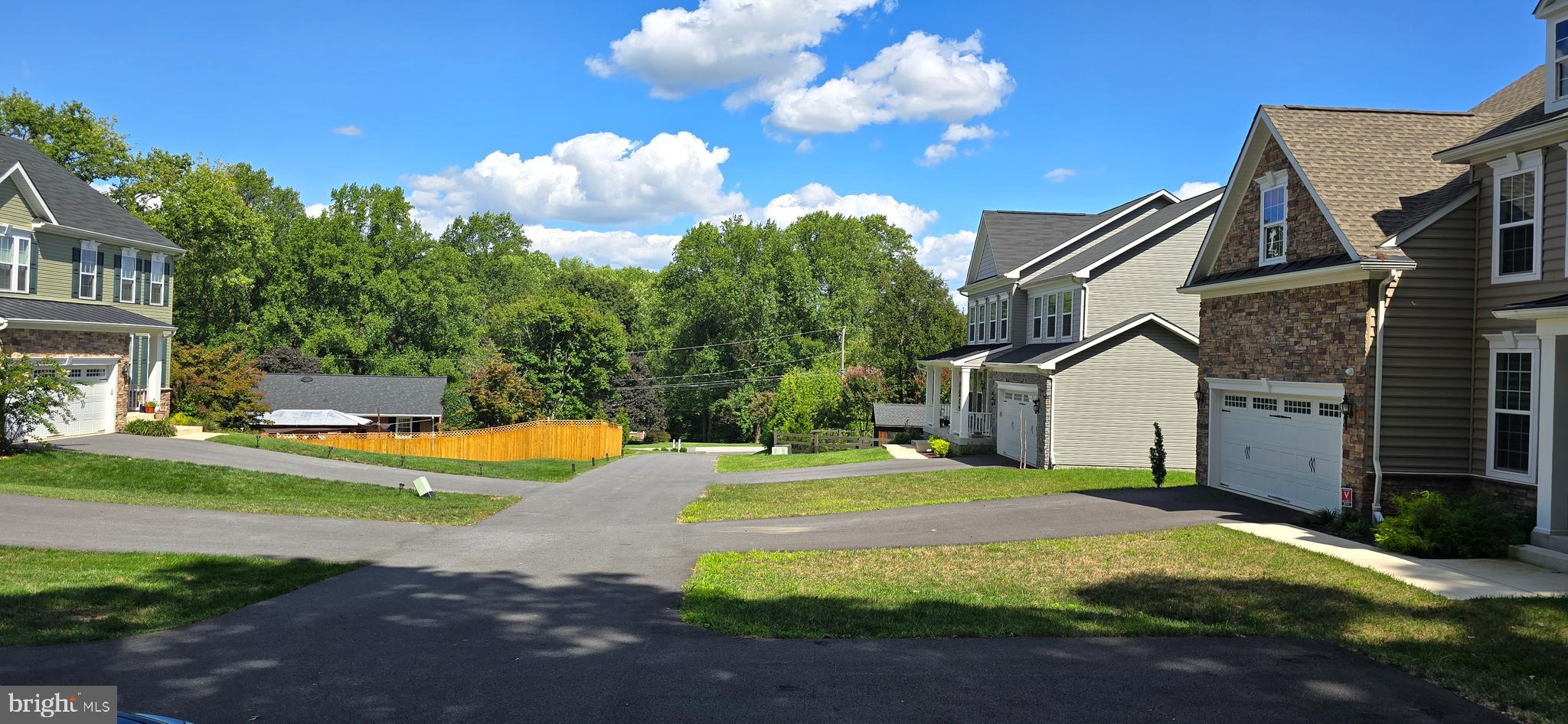 6111 Larricks Way Columbia, MD 21045 - Photo 3 of 80 Street view in the front house