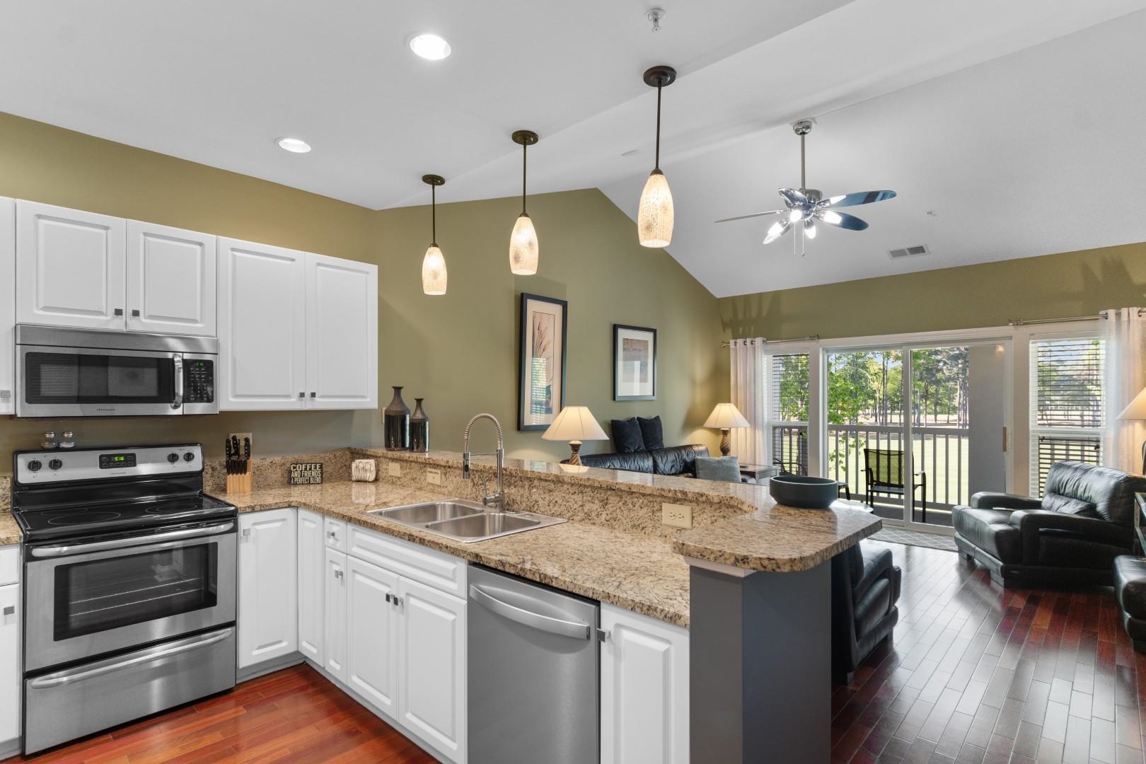 112 Cypress Point Court, Unit 302 Myrtle Beach, SC 29579 - Photo 5 of 39