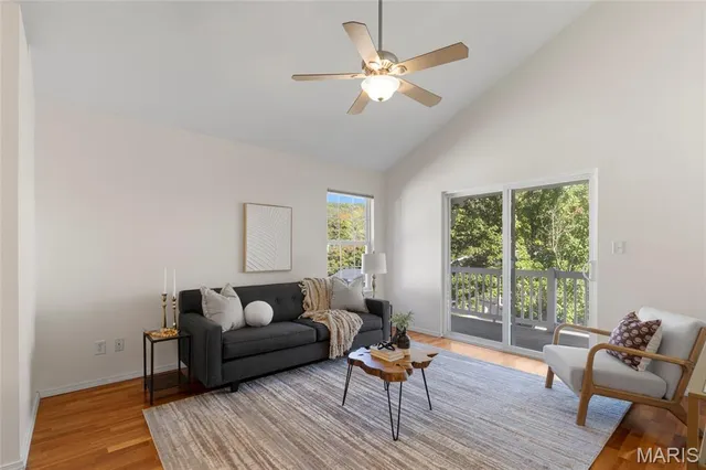 $179,999 | 1109 Arbor Creek Drive, Unit 3C, St. Louis, MO 63122