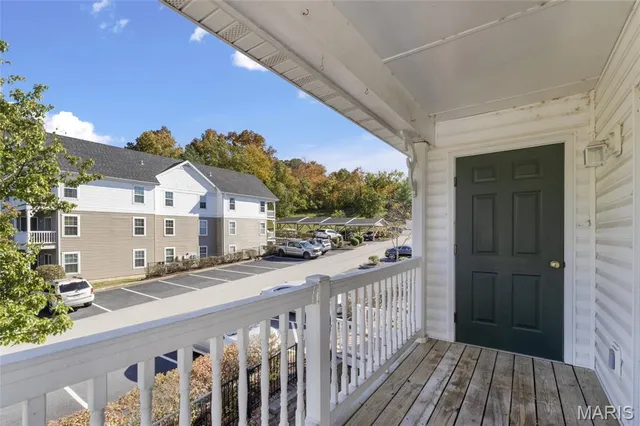 $179,999 | 1109 Arbor Creek Drive, Unit 3C, St. Louis, MO 63122