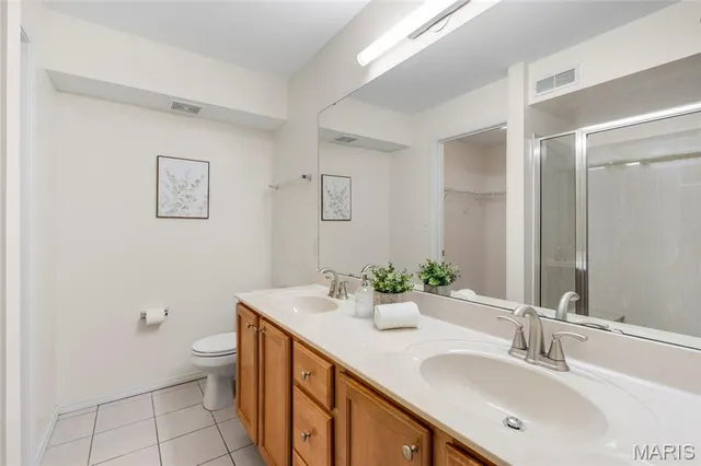 $179,999 | 1109 Arbor Creek Drive, Unit 3C, St. Louis, MO 63122