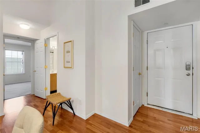 $179,999 | 1109 Arbor Creek Drive, Unit 3C, St. Louis, MO 63122