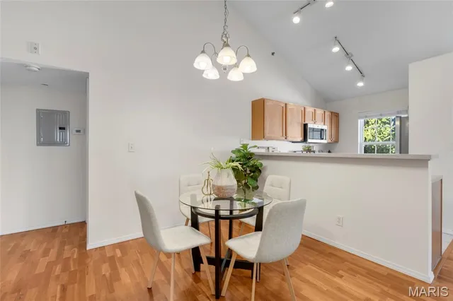 $179,999 | 1109 Arbor Creek Drive, Unit 3C, St. Louis, MO 63122