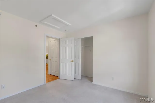 $179,999 | 1109 Arbor Creek Drive, Unit 3C, St. Louis, MO 63122