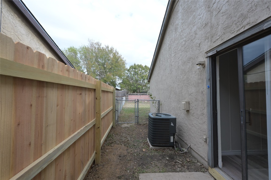 916 Crockett Street, Unit A Lockhart, TX 78644 - Photo 9 of 11