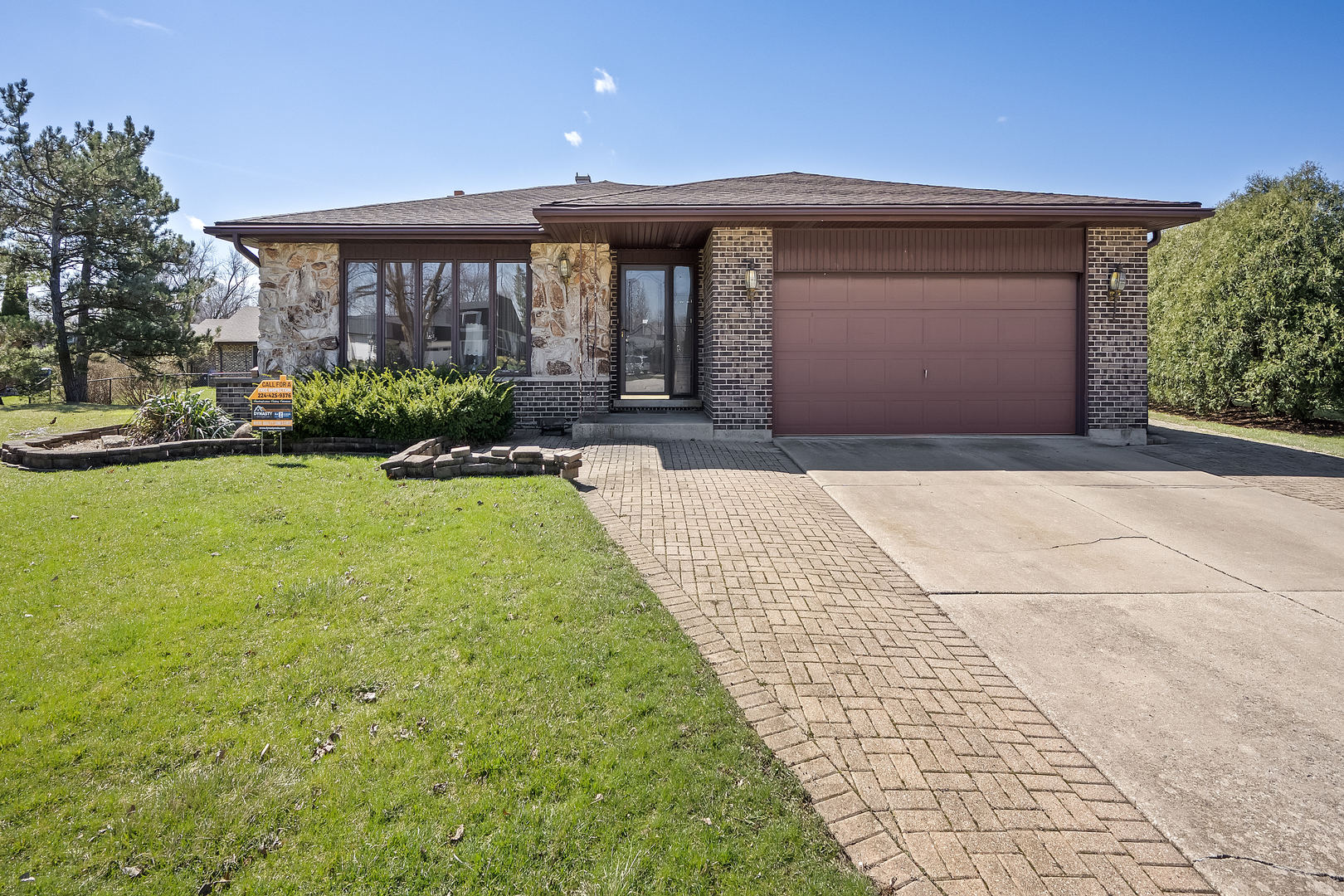 1631 Arbor Court Darien, IL 60561 - Photo 1 of 7 a front view of a house with garden