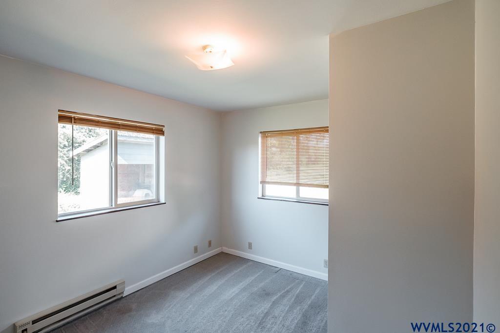 35177 Meridian Road Lebanon, OR 97355 - Photo 17 of 34