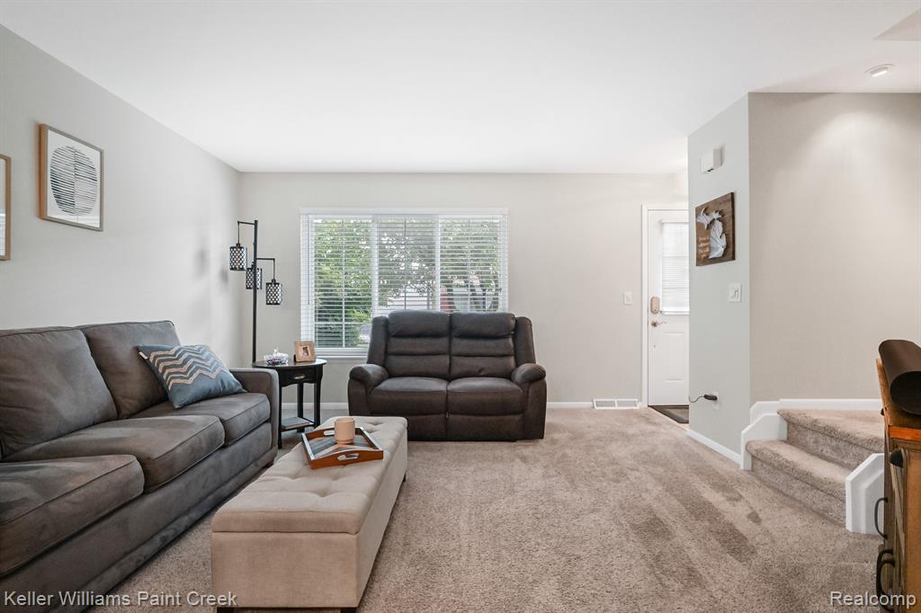 447 Baldwin Avenue Rochester, MI 48307 - Photo 5 of 19