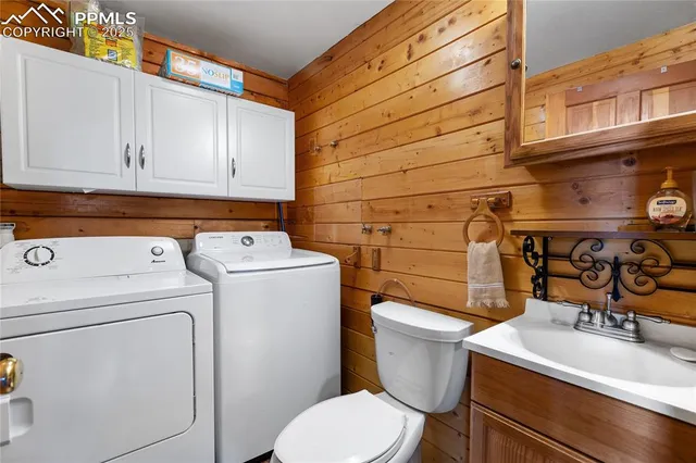 a bathroom with a sink and a toilet
