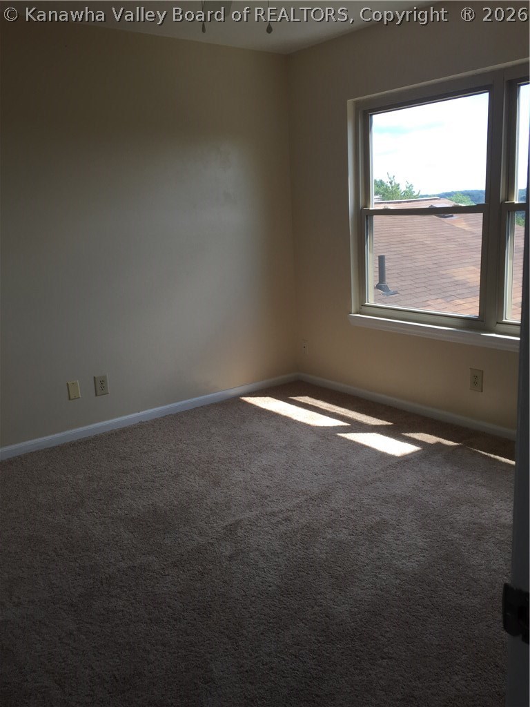 403 Powderhorn Road Charleston, WV 25314 - Photo 14 of 21 3 bedrooms carpeted upstairs.