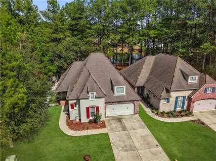 $380,000 | 155 Grand Lake Drive, Covington, LA 70435