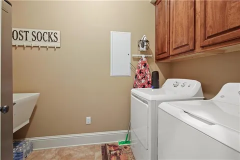 $380,000 | 155 Grand Lake Drive, Covington, LA 70435