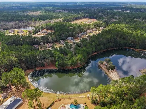 $380,000 | 155 Grand Lake Drive, Covington, LA 70435