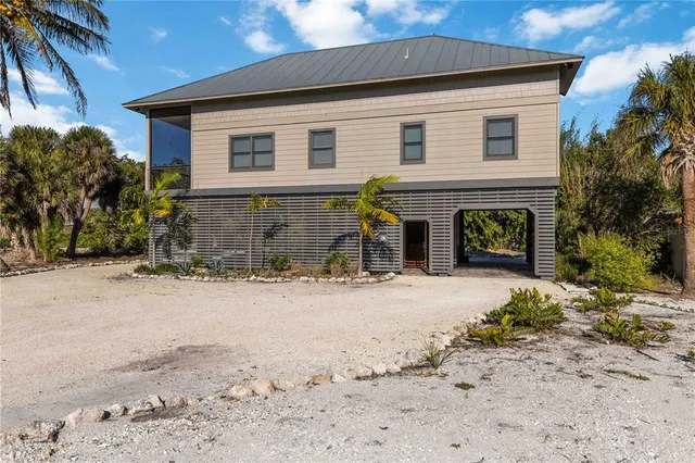 $999,999 | 120 Gasparilla Way, Placida, FL 33946