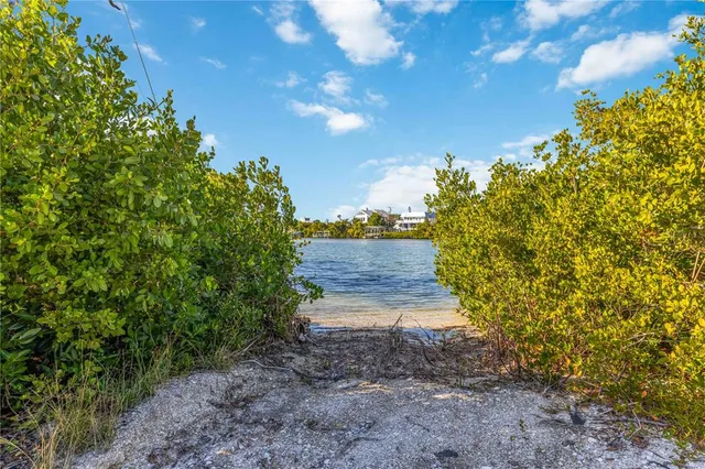 $999,999 | 120 Gasparilla Way, Placida, FL 33946