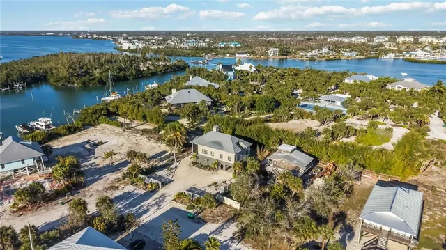 $999,999 | 120 Gasparilla Way, Placida, FL 33946