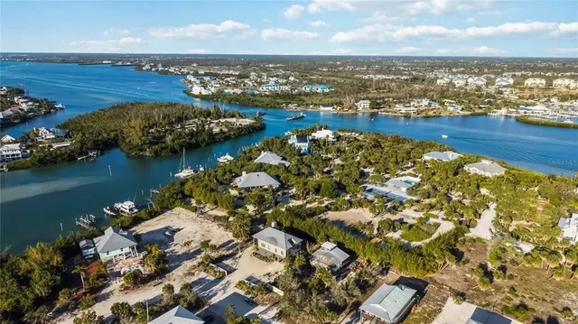 $999,999 | 120 Gasparilla Way, Placida, FL 33946