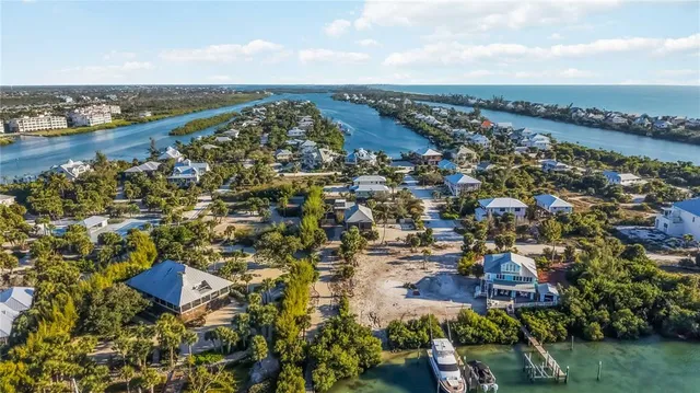 $999,999 | 120 Gasparilla Way, Placida, FL 33946