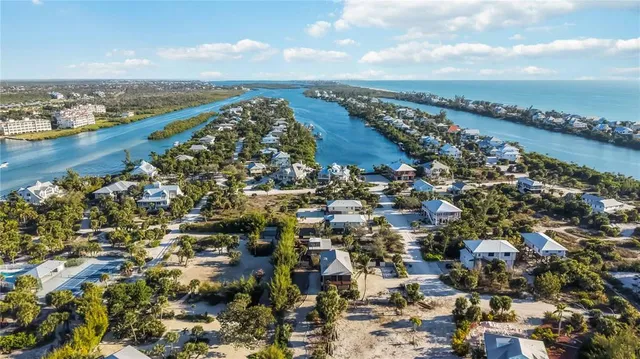 $999,999 | 120 Gasparilla Way, Placida, FL 33946