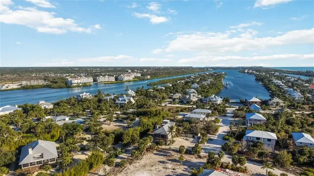 $999,999 | 120 Gasparilla Way, Placida, FL 33946