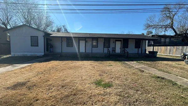 $895 | 904 Herbert Avenue, Unit 2, Pasadena, TX 77506