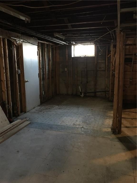 52 Spruce Street Westerly, RI 02891 - Photo 10 of 11