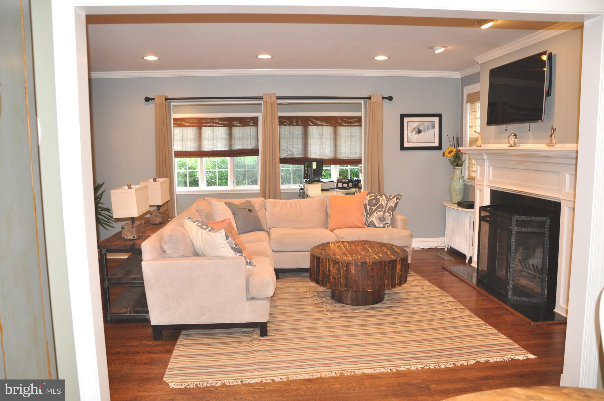 1514 Berwick Road Towson, MD 21204 - Photo 10 of 30 Interior (General)