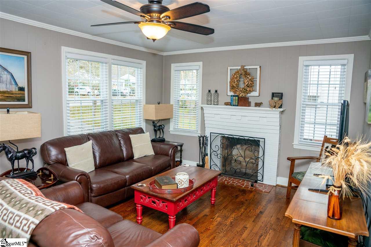 107 East Decatur Street Greenville, SC 29617 - Photo 4 of 36 Gallery Image 4