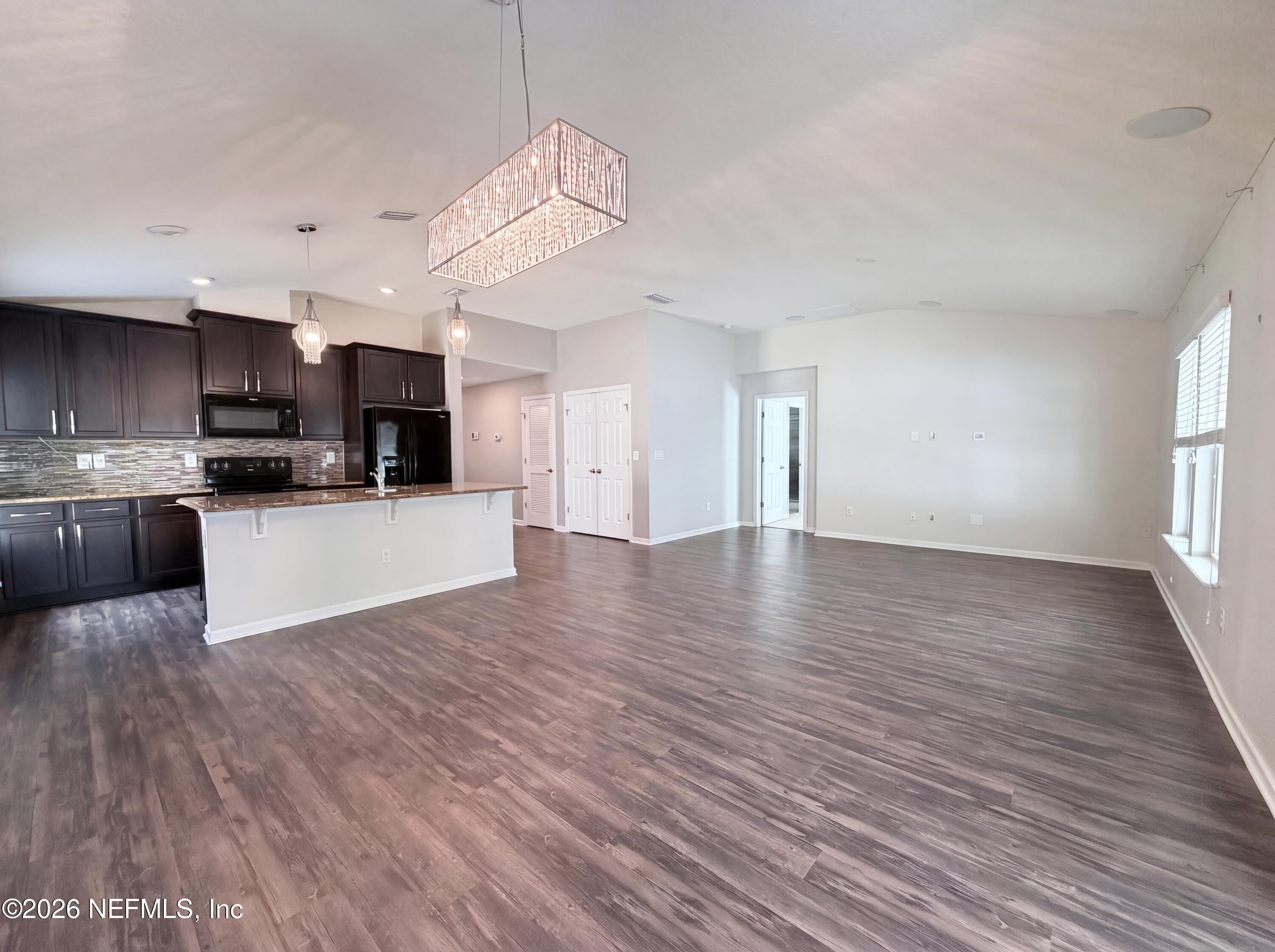 351 Hepburn Road Orange Park, FL 32065 - Photo 3 of 17 listing_2