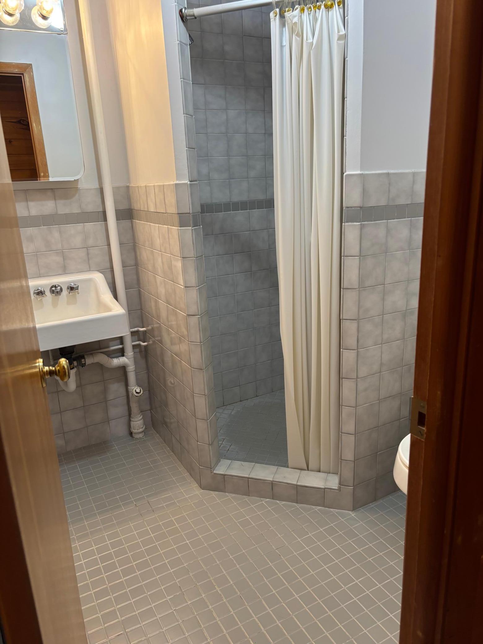 824 Brown Street Jackson, MN 56143 - Photo 29 of 36