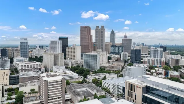 $287,990 | 5975 Skylar Drive, Atlanta, GA 30331