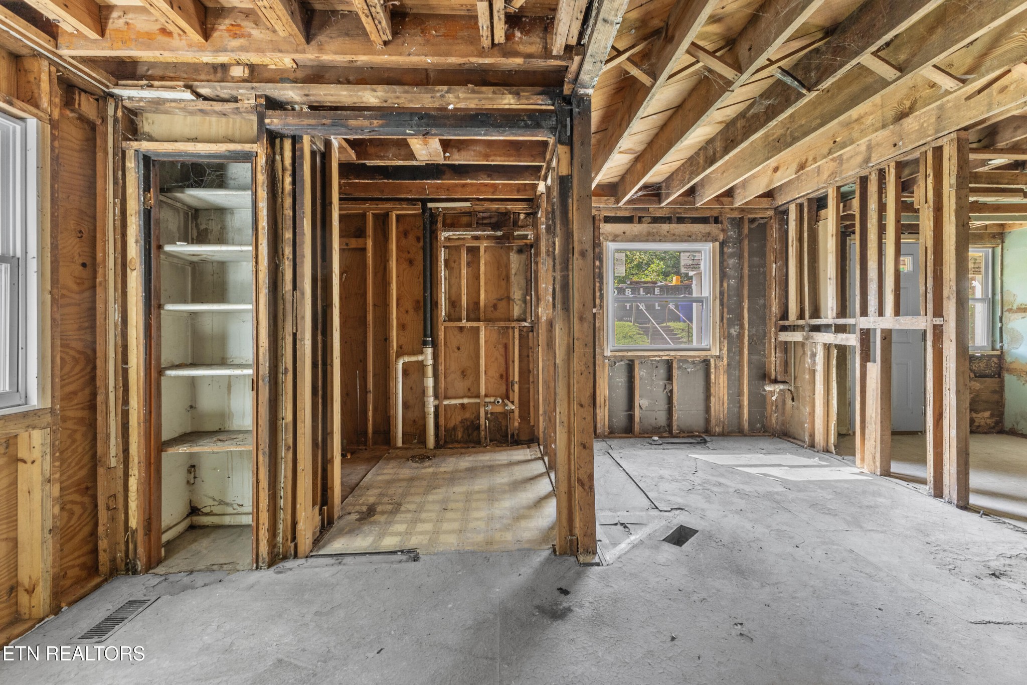116 Hoyt Lane Oak Ridge, TN 37830 - Photo 19 of 54 Gallery Image 19