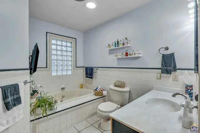 $329,000 | 355 Southwest Yorkshire Road, Topeka, KS 66606