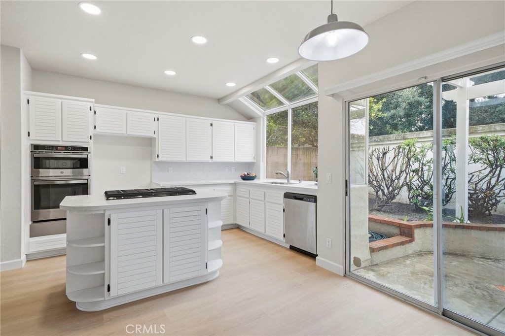 5 Belcanto Irvine, CA 92614 - Photo 11 of 41