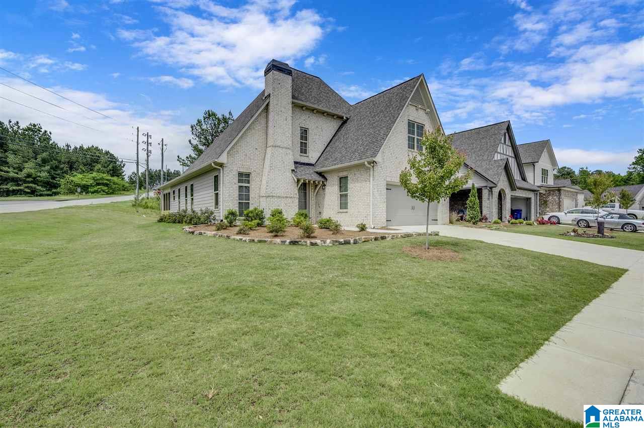 401 Hamilton Place Chelsea, AL 35043 - Photo 2 of 35