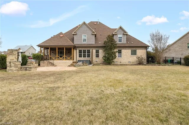 $779,000 | 1352 Trafalgar Drive, High Point, NC 27262