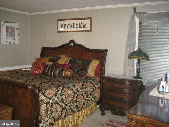 5 Hillside Road Wayne, PA 19087 - Photo 5 of 11 Bedroom - Main
