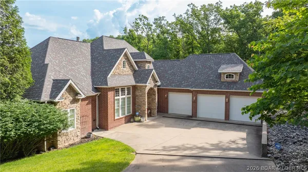 $1,195,000 | 1883 Thunder Mountain Road, Camdenton, MO 65020