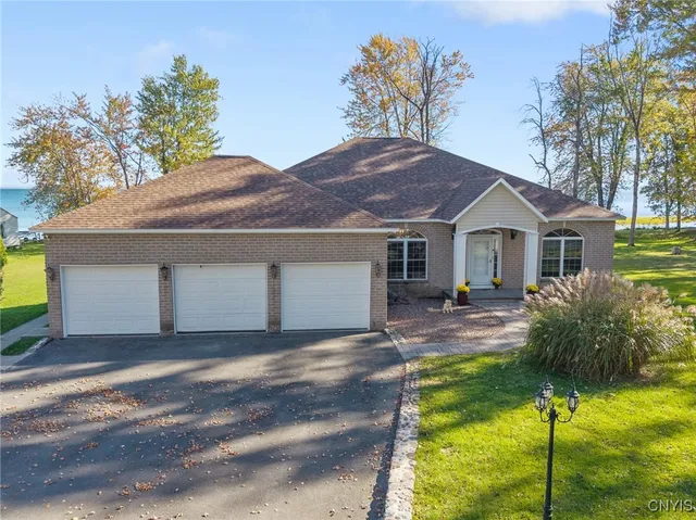 $949,900 | 235 Highway 49, Constantia, NY 13042