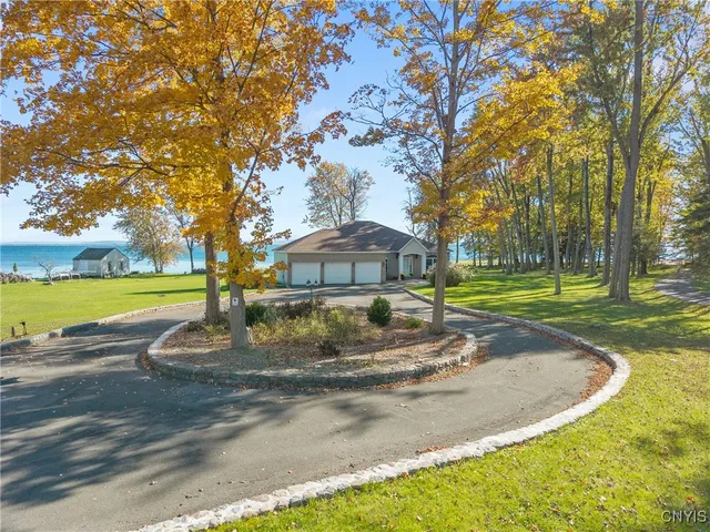 $949,900 | 235 Highway 49, Constantia, NY 13042