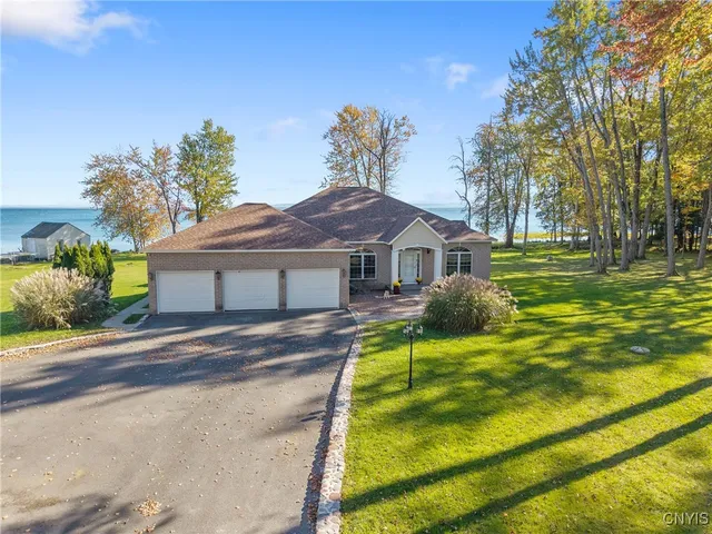 $949,900 | 235 Highway 49, Constantia, NY 13042